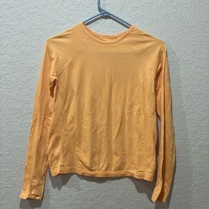 Athleta XS Womens Athletic Workout Long Sleeve Top Mustard Yellow